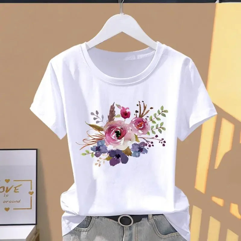 Adovine™ Women’s Floral Graphic Tee